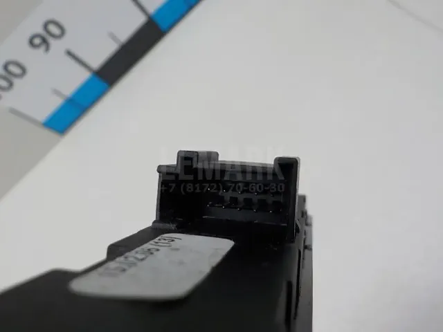 Блок кнопок для  Chrysler 300C 2011-2023