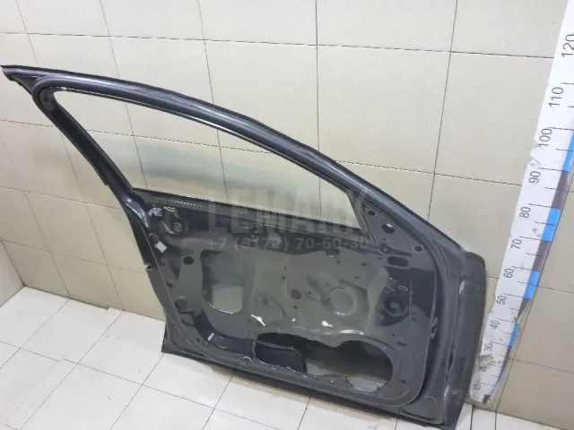 Дверь передняя левая для  Ford America Escape II 2007-2012