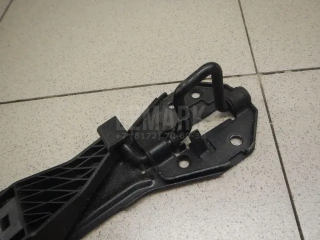 Крючок капота для  Fiat Panda 2003-2012