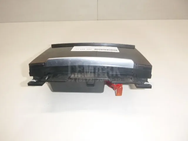 Пепельница для  Cadillac SRX 2003-2009