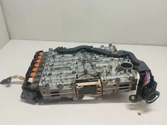 Блок клапанов для  Chevrolet Evanda 2004-2006