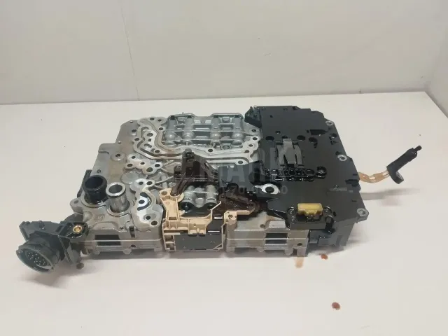 Блок клапанов для  Chevrolet Evanda 2004-2006