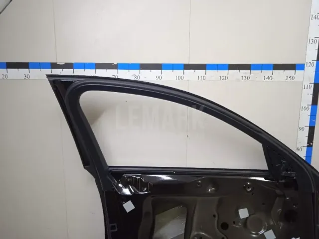 Дверь передняя левая для  Ford America Escape II 2007-2012
