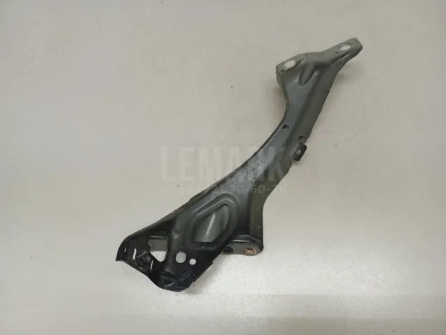 Кронштейн крепления крыла для  Citroen C2 2003-2008