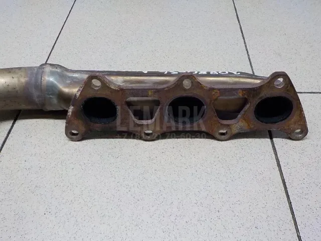 Коллектор выпускной для  FAW J5 2004