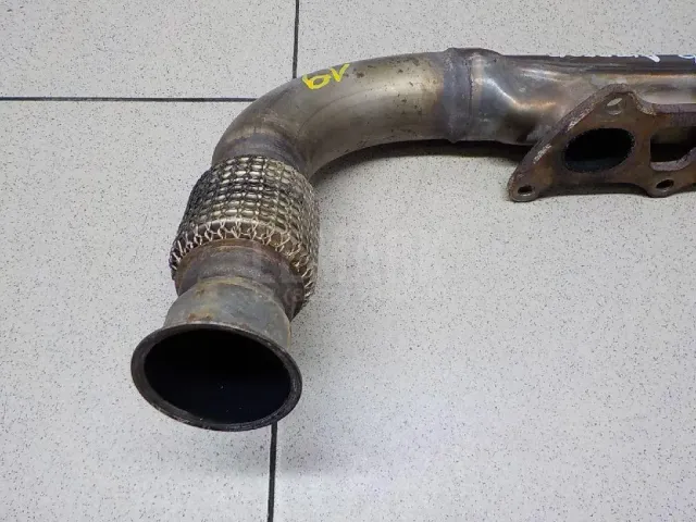 Коллектор выпускной для  FAW J5 2004