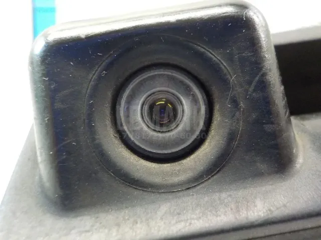 Кнопка открывания багажника для  Astra HD 8 2005-2011