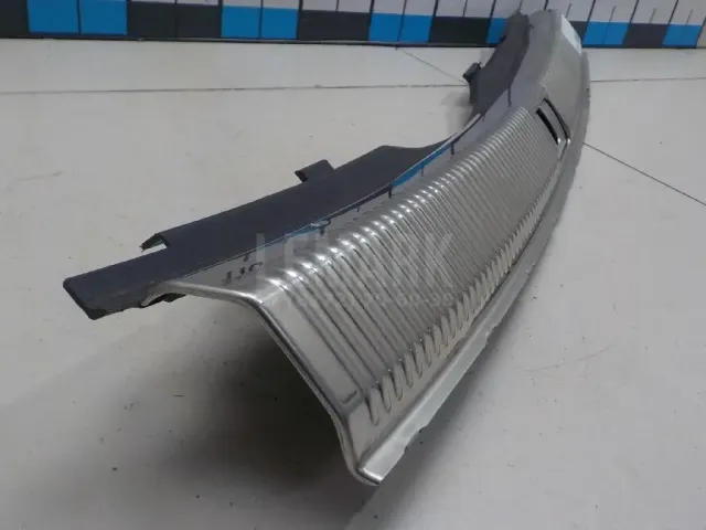 Обшивка багажника