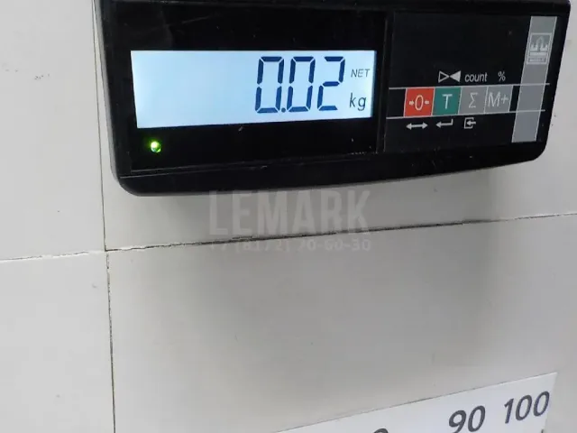 Эмблема на крышку багажника