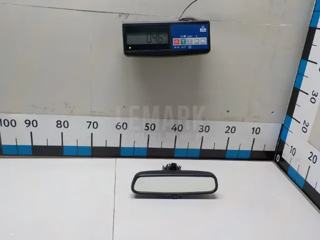 Зеркало заднего вида