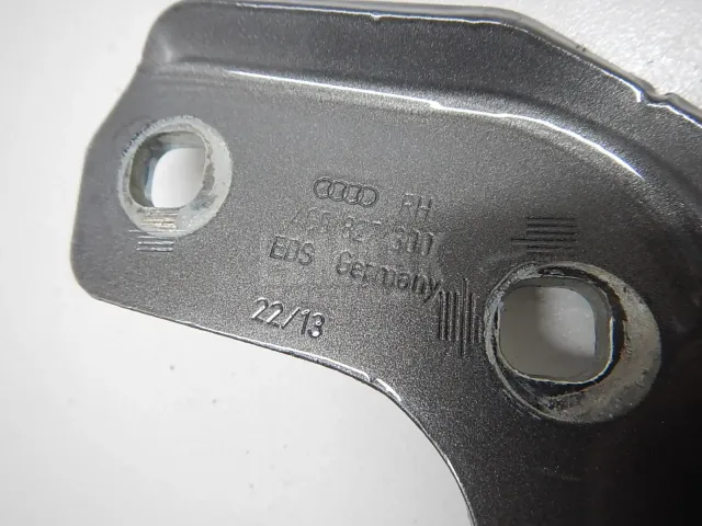 Петля двери багажника для  Chevrolet Avalanche 2001-2006