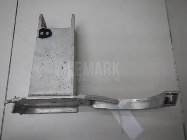 Кронштейн усилителя переднего бампера левый для  Chery Amulet (A15) 2006-2012