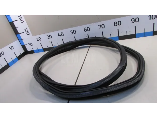 Уплотнитель двери для  HOWO A7 2009