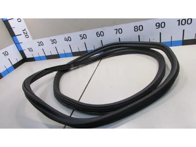 Уплотнитель двери для  HOWO A7 2009
