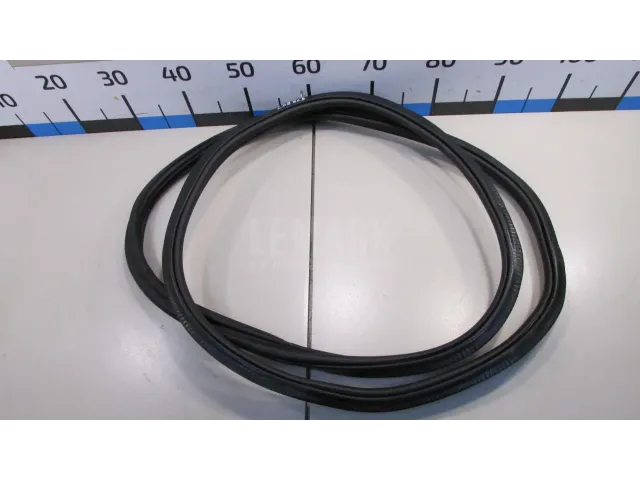Уплотнитель двери для  HOWO A7 2009
