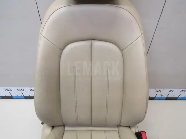 Сиденье переднее правое для  Ford Kuga 2008-2012