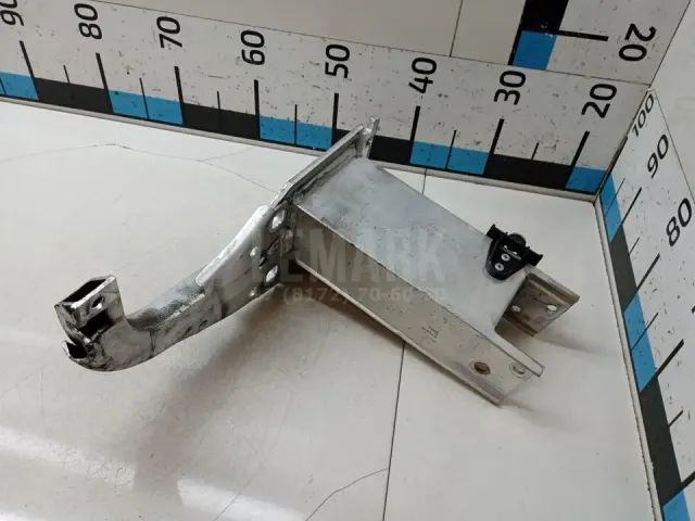Кронштейн усилителя переднего бампера левый для  Chery Amulet (A15) 2006-2012