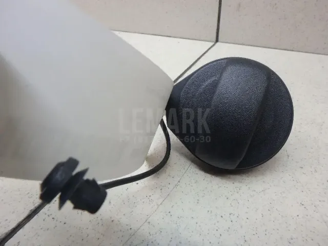 Крышка топливного бака