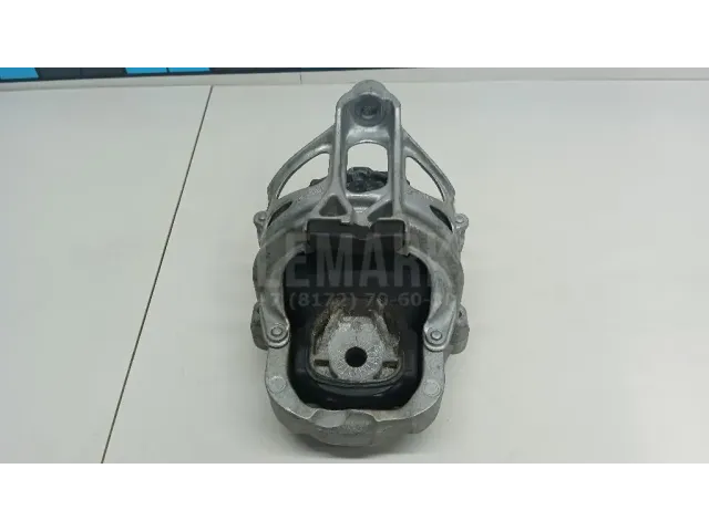 Опора двигателя правая для  BMW X3 F25 2010-2017