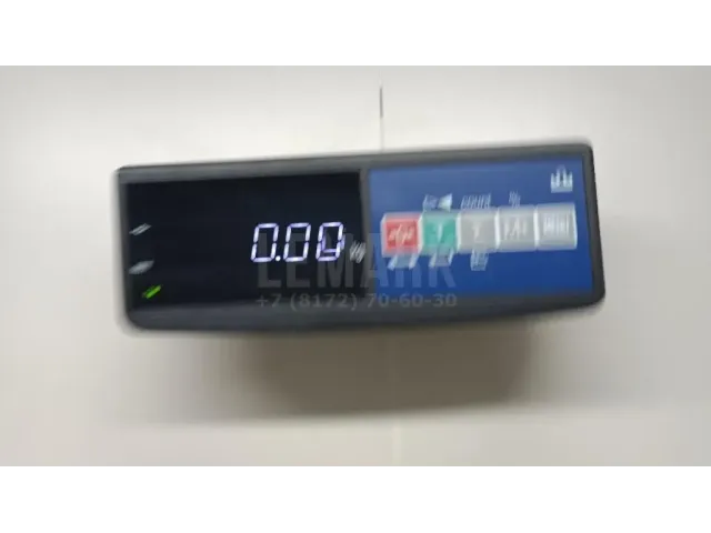 Отбойник капота
