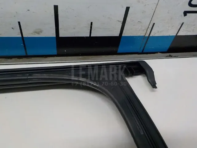Уплотнитель стекла двери для  BYD F3 2006-2013
