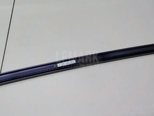 Накладка двери задней левой для  BMW 5-serie G30/G31/F90 2017-2023