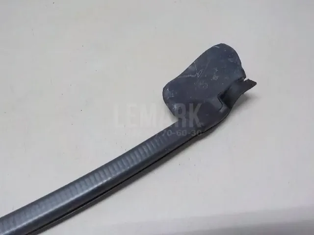Уплотнитель двери