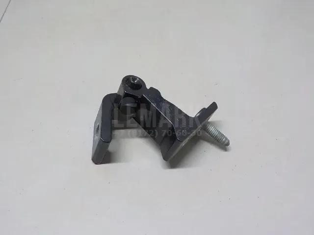 Петля двери задней правой верхняя для  Alfa Romeo GT 2004-2010