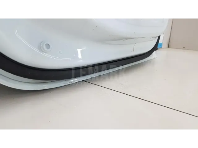 Дверь задняя левая