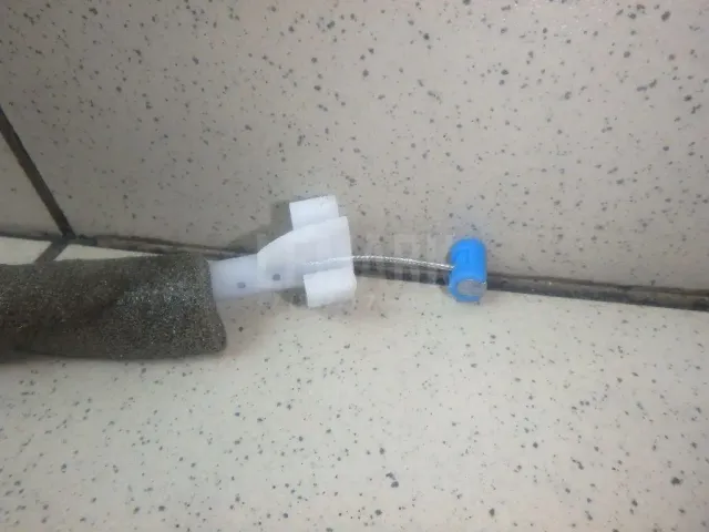 Замок двери задней правой