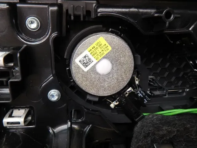Обшивка двери задней левой для  Geely GC6 2014-2016