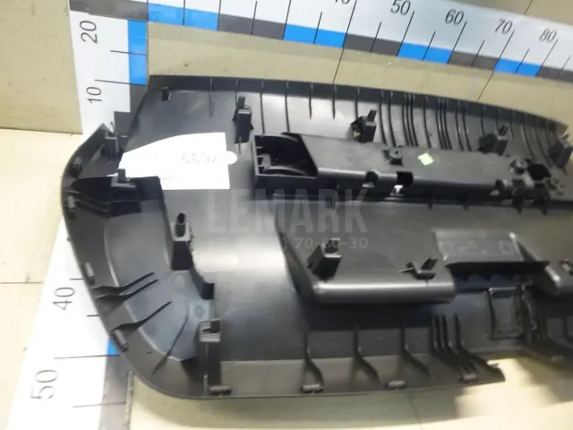 Обшивка двери багажника для  Chevrolet Silverado IV 2019-2022