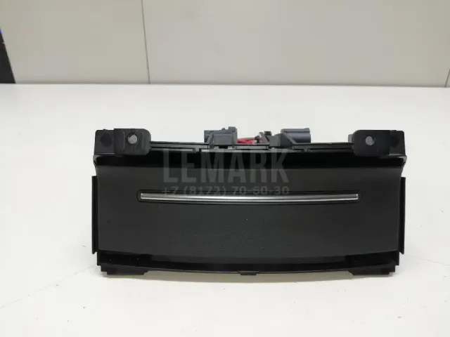 Розетка для  BMW X3 F25 2010-2017