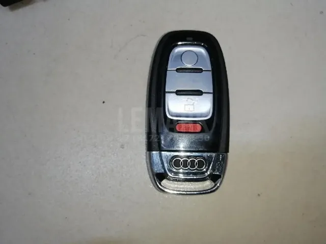 Вставка замка двери лев. для  Audi Q3 (F3B) 2018