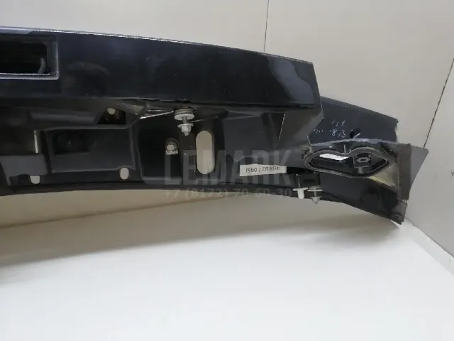 Накладка двери багажника для  Ford Maverick 2001-2007