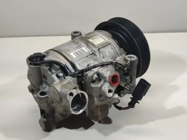 Компрессор кондиционера для  Ford Fiesta 2008-2019