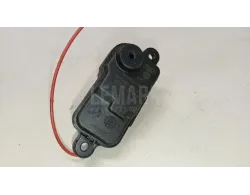 Активатор замка крышки бензобака
