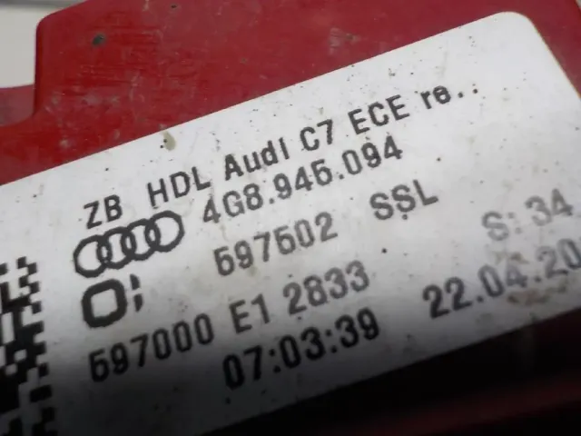 Фонарь задний внутренний правый для  Audi Q2 (GA) 2017