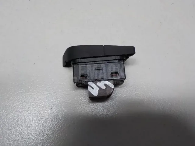 Кнопка центрального замка для  Cadillac Escalade II 2000-2006