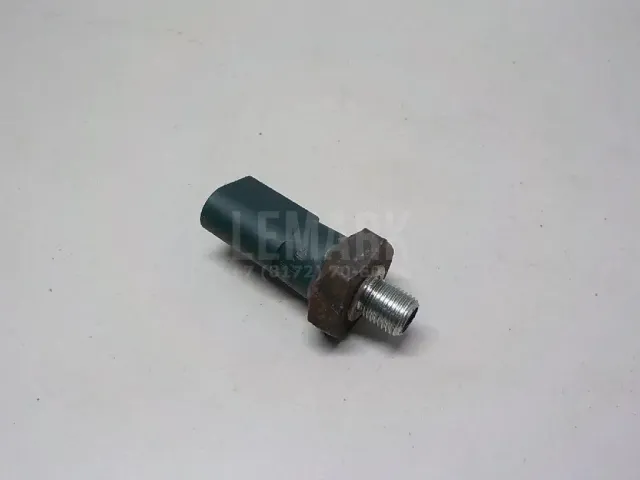 Датчик давления масла для  Dongfeng 580 2017