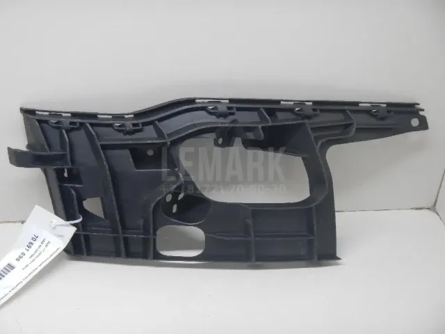 Направляющая переднего бампера правая для  Ford Mondeo V 2015-2022