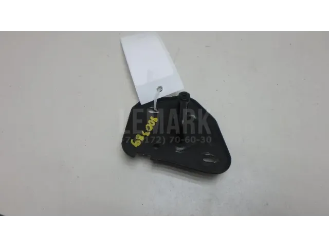 Ответная часть замка капота для  Ford Focus I 1998-2005