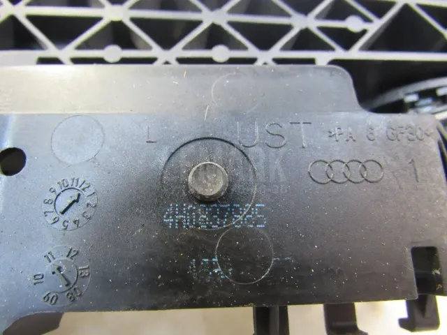 Ручка двери задней наружная левая для  Audi 100/200 [43] 0-1983
