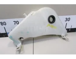 Бачок омывателя лобового стекла