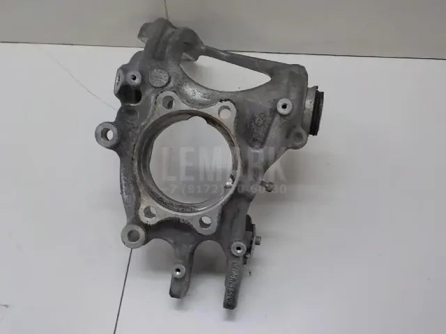 Кулак поворотный задний правый для  Audi 50 0-1978