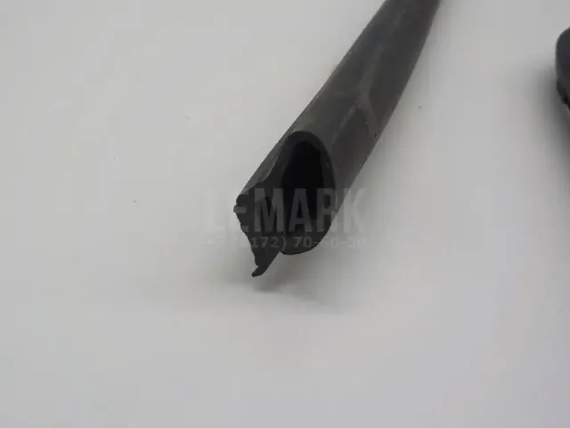 Уплотнитель двери для  Ford C-MAX 2003-2010