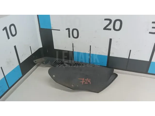 Уплотнитель фары