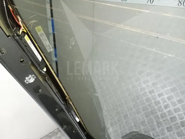 Эмблема на крышку багажника