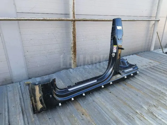 Порог со стойкой левый для  Ford America Excursion 2000-2006