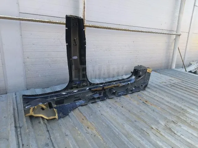 Порог со стойкой левый для  Ford America Excursion 2000-2006